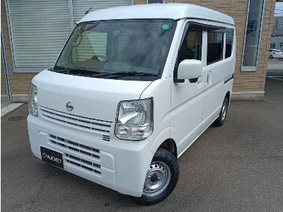 NISSAN CLIPPER VAN