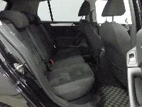 Цена авто Volkswagen Golf с аукционов Японии, номер кузова 1KCAX, пробег 76 000, оценка 2