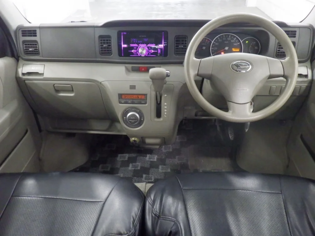 Daihatsu Atrai  с аукциона в Японии