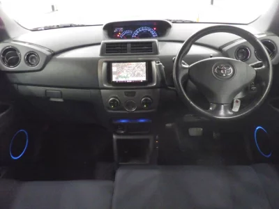 TOYOTA BB