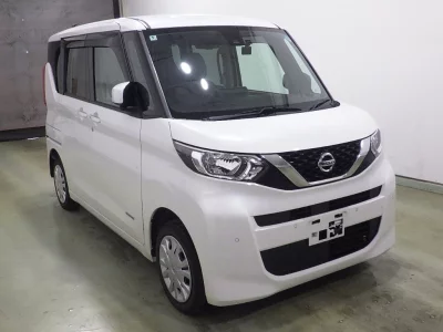 NISSAN ROOX