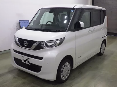 NISSAN ROOX