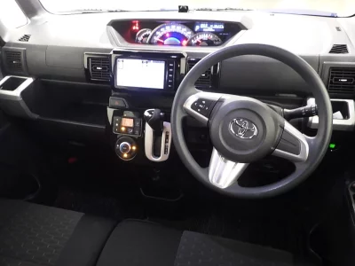 TOYOTA PIXIS MEGA