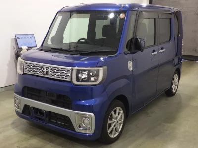 TOYOTA PIXIS MEGA