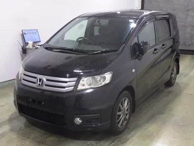 HONDA FREED SPIKE