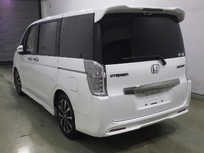 HONDA STEP WAGON