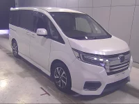 Цена авто Honda Stepwgn с аукционов Японии, номер кузова RP3, пробег 72 000, оценка 8