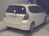 Цена авто Honda Fit с аукционов Японии, номер кузова GD3, пробег 55 000, оценка 8