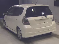 Цена авто Honda Fit с аукционов Японии, номер кузова GD3, пробег 55 000, оценка 8