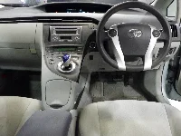 Цена авто Toyota Prius с аукционов Японии, номер кузова ZVW30, пробег 73 000, оценка 4