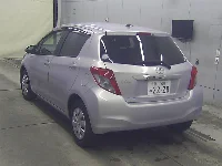 Цена авто Toyota Vitz с аукционов Японии, номер кузова NSP130, пробег 12 000, оценка 3