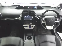 Цена авто Toyota Prius с аукционов Японии, номер кузова ZVW50, пробег 86 000, оценка 6