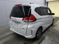 Цена авто Honda Freed с аукционов Японии, номер кузова GB7, пробег 45 000, оценка 6