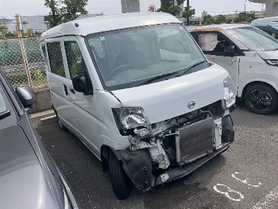 NISSAN CLIPPER VAN