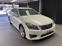 Цена авто Toyota Crown с аукционов Японии, номер кузова GRS200, пробег 127 000, оценка 6