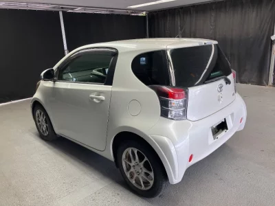 TOYOTA IQ