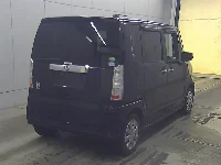 Цена авто Honda N-Box с аукционов Японии, номер кузова JF1, пробег 124 000, оценка 8