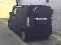 Цена авто Honda N-Box с аукционов Японии, номер кузова JF1, пробег 124 000, оценка 8