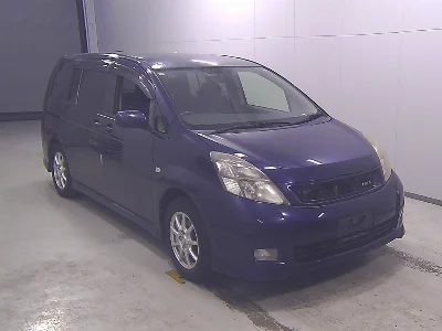 TOYOTA ISIS