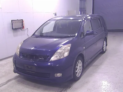TOYOTA ISIS