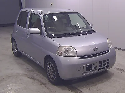 DAIHATSU ESSE