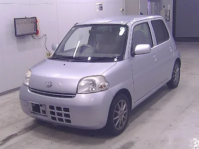 DAIHATSU ESSE