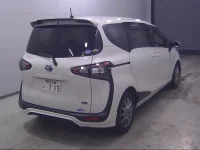 Цена авто Toyota Sienta с аукционов Японии, номер кузова NHP170G, пробег 71 000, оценка 8