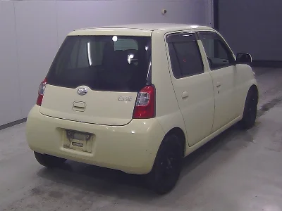 DAIHATSU ESSE
