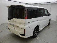 Цена авто Honda Stepwgn с аукционов Японии, номер кузова RP4, пробег 50 000, оценка 8