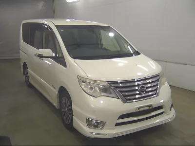 NISSAN SERENA