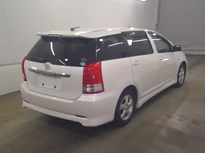 TOYOTA WISH
