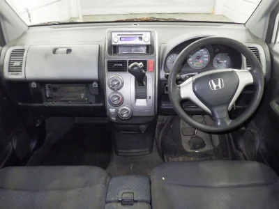 HONDA MOBILIO SPIKE
