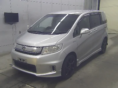 HONDA FREED SPIKE