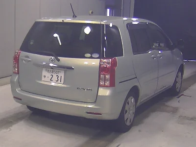 TOYOTA RAUM