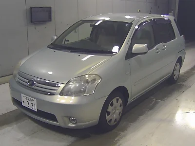 TOYOTA RAUM