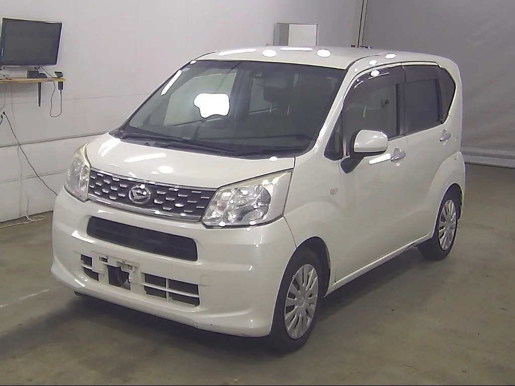 Daihatsu Move  с аукциона в Японии