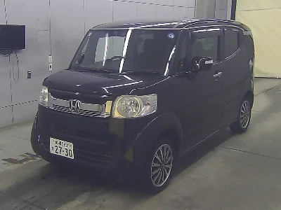HONDA N BOX SLASH