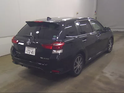 TOYOTA COROLLA FIELDER