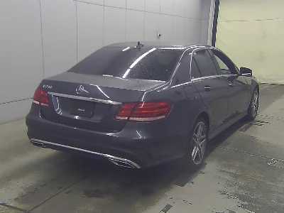 MERCEDES BENZ E CLASS