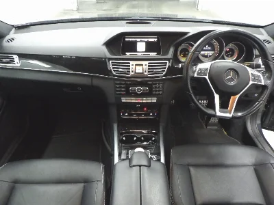 MERCEDES BENZ E CLASS