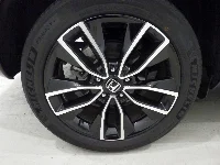 Цена авто Honda Vezel с аукционов Японии, номер кузова RV5, пробег 16 000, оценка 3
