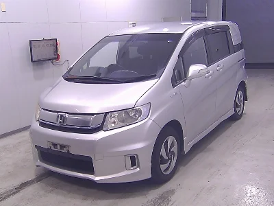 HONDA FREED SPIKE