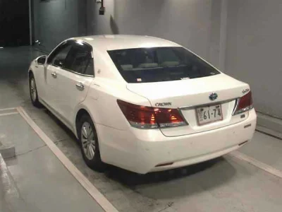 TOYOTA CROWN