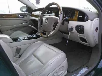 Цена авто Jaguar XJ6 с аукционов Японии, номер кузова J72RA, пробег 103 000, оценка 