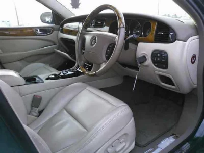 JAGUAR XJ6