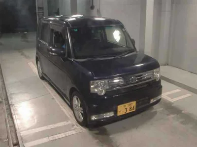 TOYOTA PIXIS SPACE