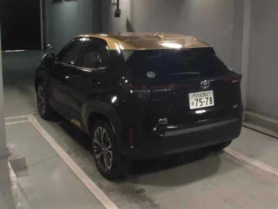 TOYOTA YARIS CROSS