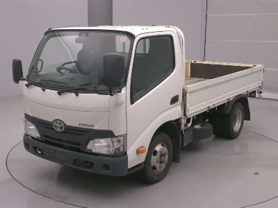 TOYOTA DYNA