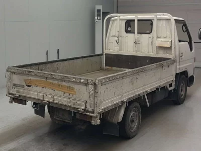 TOYOTA HIACE TRUCK