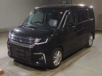 MITSUBISHI DELICA D2